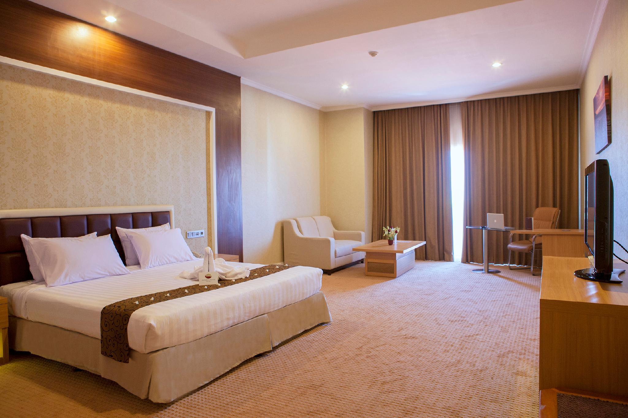 Surabaya Suites Bagian luar foto